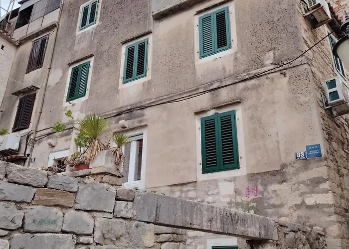 Apartman Old Varos